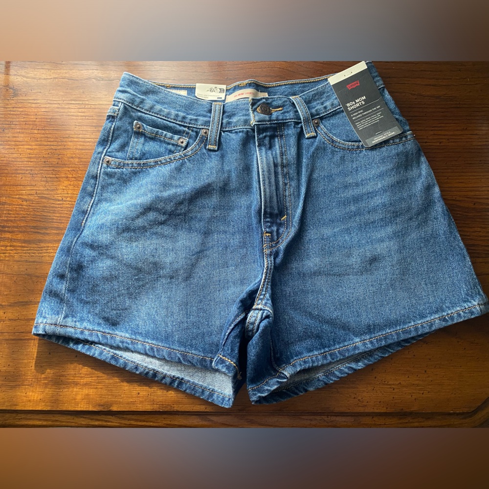 New with Tags! Levi’s mom shorts